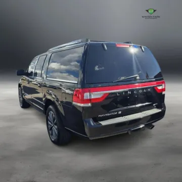 Another view of 2016 Lincoln Navigator L Select Sport Utility 4D for sale in Orlando, FL at Winter Park Auto Exchange