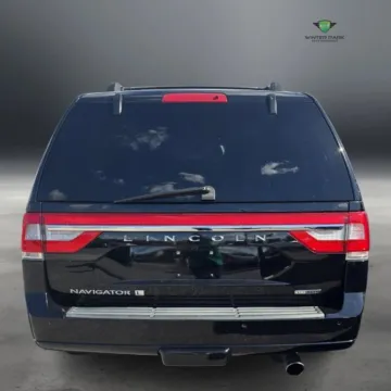 More photos of 2016 Lincoln Navigator L Select Sport Utility 4D at Winter Park Auto Exchange, FL