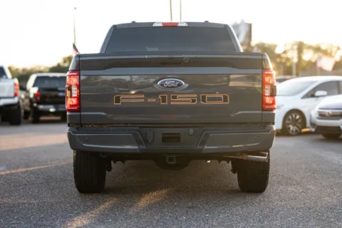 More photos of 2021 Ford F-150 SuperCrew Cab XLT Pickup 4D 5 1/2 ft at Winter Park Auto Exchange, FL