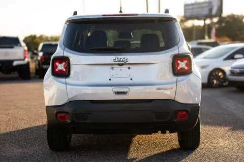 More photos of 2019 Jeep Renegade Sport SUV 4D at Winter Park Auto Exchange, FL