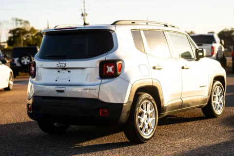 More photos of 2019 Jeep Renegade Sport SUV 4D at Winter Park Auto Exchange, FL