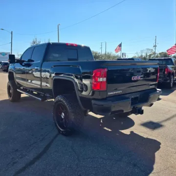 Another view of 2017 GMC Sierra 2500 HD Crew Cab Denali Pickup 4D 6 1/2 ft for sale in Orlando, FL at Winter Park Auto Exchange