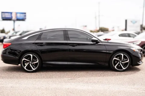 More photos of 2022 Honda Accord Sport Special Edition Sedan 4D at Winter Park Auto Exchange, FL