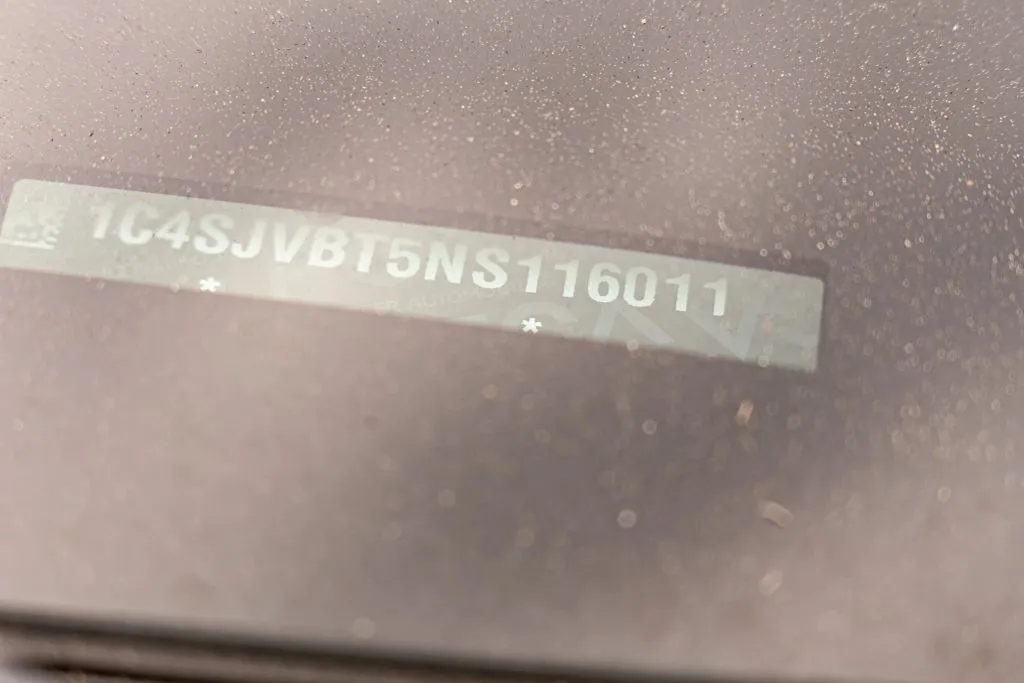 2022 Jeep Wagoneer Series II - Photo 9