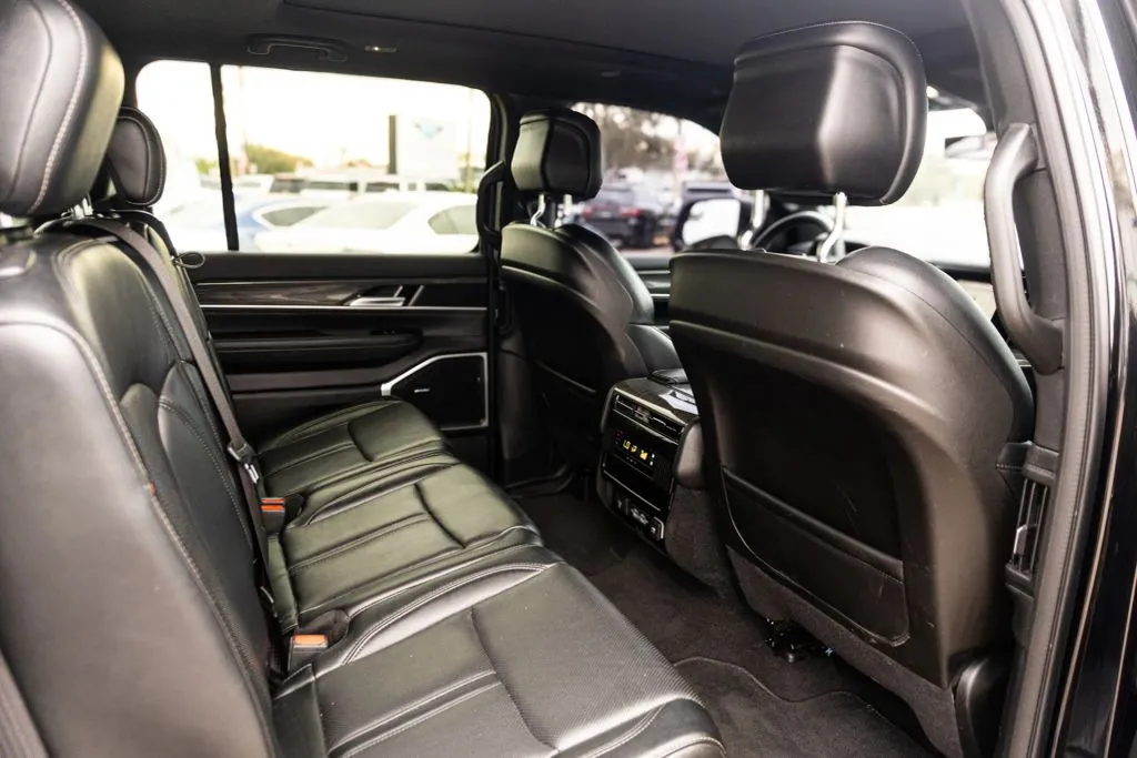 2022 Jeep Wagoneer Series II - Photo 14