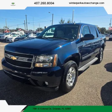 Blue 2007 Chevrolet Avalanche LT Sport Utility Pickup 4D 5 1/4 ft for sale in Orlando, FL
