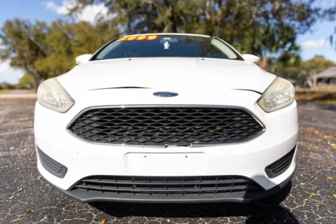 Photos of 2016 Ford Focus SE Hatchback 4D for sale in Orlando, FL at Winter Park Auto Exchange