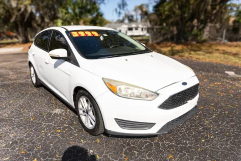 Another view of 2016 Ford Focus SE Hatchback 4D for sale in Orlando, FL at Winter Park Auto Exchange