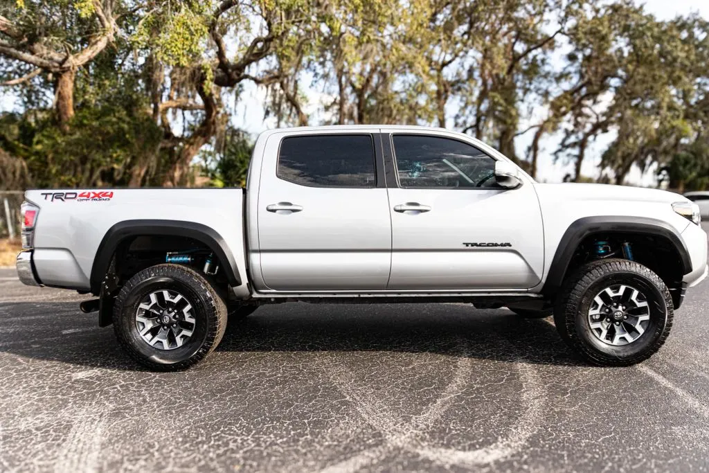 2022 Toyota Tacoma TRD Off Road - Photo 4