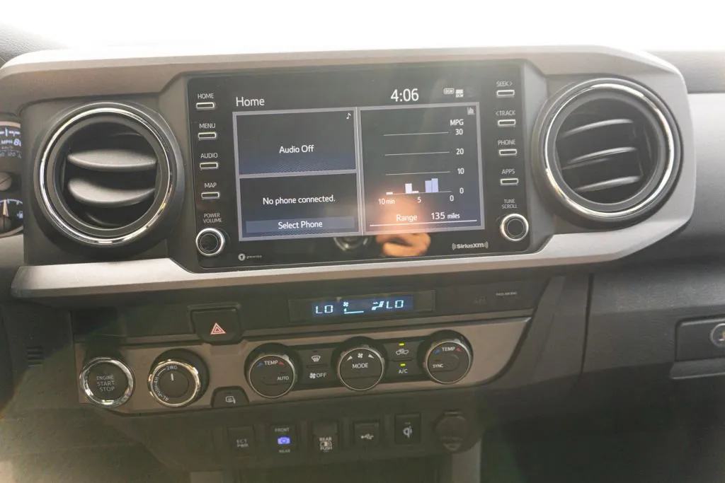 2022 Toyota Tacoma TRD Off Road - Photo 13