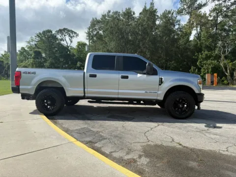 More photos of 2022 Ford F350 Super Duty Crew Cab XL Pickup 4D 6 3/4 ft at Winter Park Auto Exchange, FL