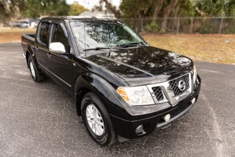 Another view of 2018 Nissan Frontier Crew Cab SV Pickup 4D 5 ft for sale in Orlando, FL at Winter Park Auto Exchange