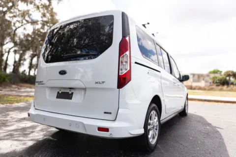 More photos of 2019 Ford Transit Connect Passenger XLT Van 4D at Winter Park Auto Exchange, FL