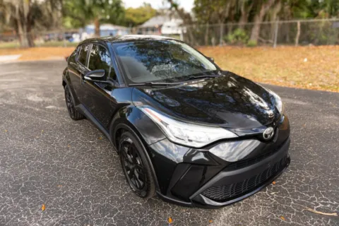 More photos of 2020 Toyota C-HR LE Sport Utility 4D at Winter Park Auto Exchange, FL