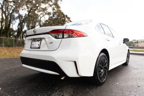 More photos of 2020 Toyota Corolla LE Sedan 4D at Winter Park Auto Exchange, FL