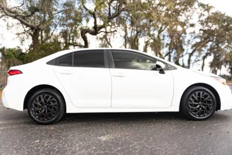 More photos of 2020 Toyota Corolla LE Sedan 4D at Winter Park Auto Exchange, FL
