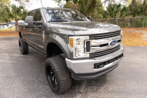 Another view of 2019 Ford F250 Super Duty Crew Cab XLT Pickup 4D 6 3/4 ft for sale in Orlando, FL at Winter Park Auto Exchange