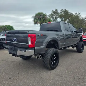 More photos of 2019 Ford F250 Super Duty Crew Cab XLT Pickup 4D 6 3/4 ft at Winter Park Auto Exchange, FL