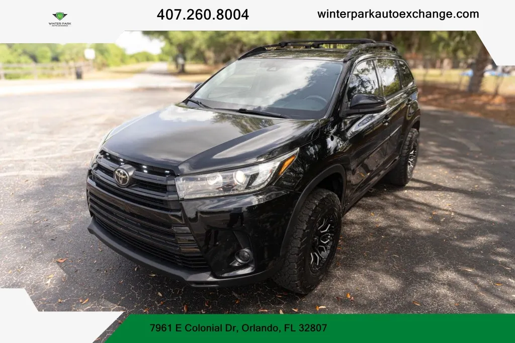 2019 Toyota Highlander SE Sport Utility 4D