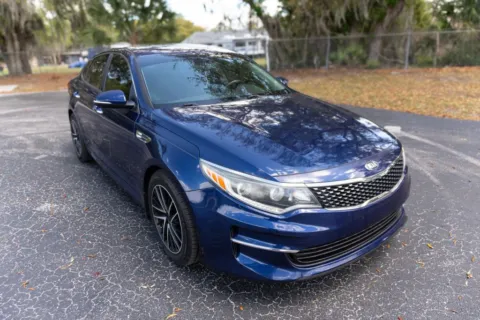 Another view of 2017 Kia Optima EX Sedan 4D for sale in Orlando, FL at Winter Park Auto Exchange
