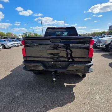 More photos of 2021 Chevrolet Silverado 2500 HD Crew Cab Custom Pickup 4D 6 1/2 ft at Winter Park Auto Exchange, FL