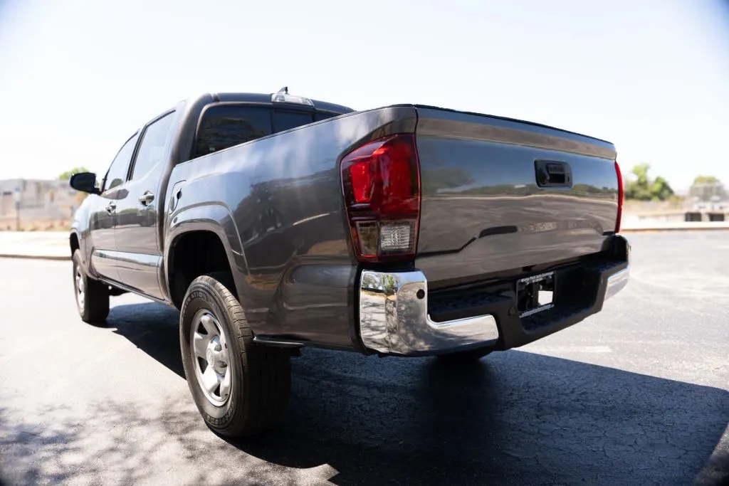 2020 Toyota Tacoma SR - Photo 7