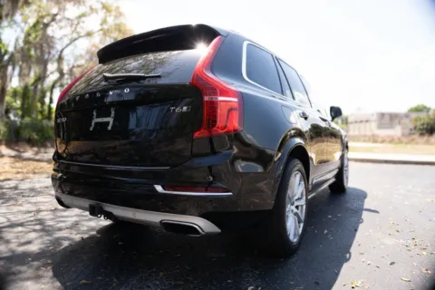 More photos of 2016 Volvo XC90 T6 Inscription Sport Utility 4D at Winter Park Auto Exchange, FL