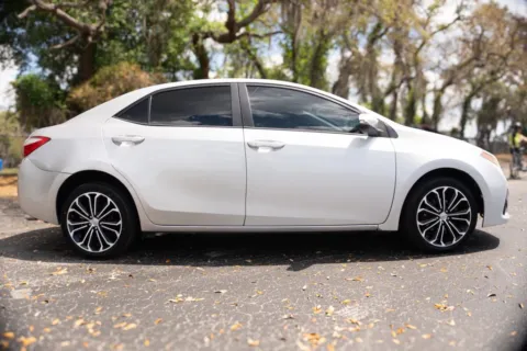 More photos of 2015 Toyota Corolla S Plus Sedan 4D at Winter Park Auto Exchange, FL