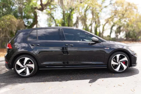 More photos of 2019 Volkswagen Golf GTI SE Hatchback Sedan 4D at Winter Park Auto Exchange, FL