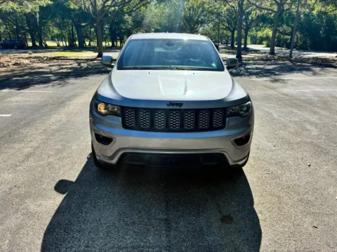 Photos of 2018 Jeep Grand Cherokee Altitude Sport Utility 4D for sale in Orlando, FL at Winter Park Auto Exchange