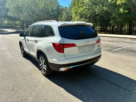 More photos of 2017 Honda Pilot Elite Sport Utility 4D at Winter Park Auto Exchange, FL