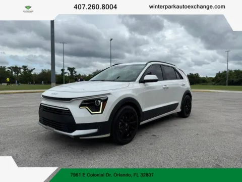 White 2024 Kia Niro LX Wagon 4D for sale in Orlando, FL