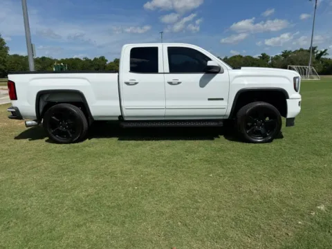 More photos of 2017 GMC Sierra 1500 Double Cab Pickup 4D 6 1/2 ft at Winter Park Auto Exchange, FL