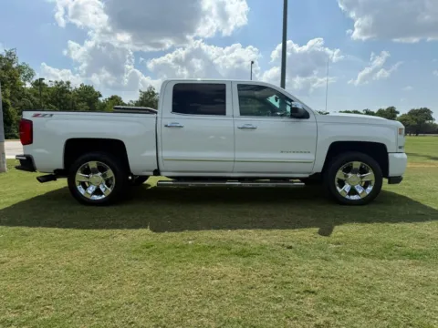 More photos of 2016 Chevrolet Silverado 1500 Crew Cab Z71 LTZ Pickup 4D 5 3/4 ft at Winter Park Auto Exchange, FL