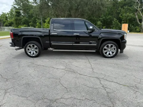 More photos of 2018 GMC Sierra 1500 Crew Cab Denali Pickup 4D 5 3/4 ft at Winter Park Auto Exchange, FL