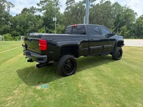 More photos of 2019 Chevrolet Silverado 2500 HD Crew Cab LTZ Pickup 4D 6 1/2 ft at Winter Park Auto Exchange, FL