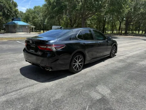 More photos of 2021 Toyota Camry SE Sedan 4D at Winter Park Auto Exchange, FL
