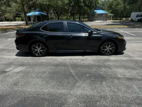 More photos of 2021 Toyota Camry SE Sedan 4D at Winter Park Auto Exchange, FL
