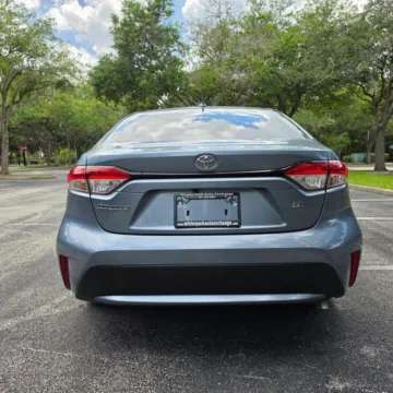 More photos of 2021 Toyota Corolla LE Sedan 4D at Winter Park Auto Exchange, FL