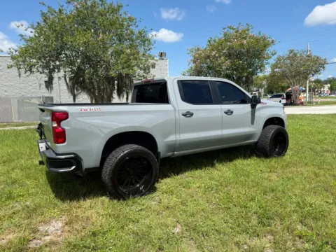 More photos of 2024 Chevrolet Silverado 1500 Crew Cab Custom Trail Boss Pickup 4D 5 3/4 ft at Winter Park Auto Exchange, FL