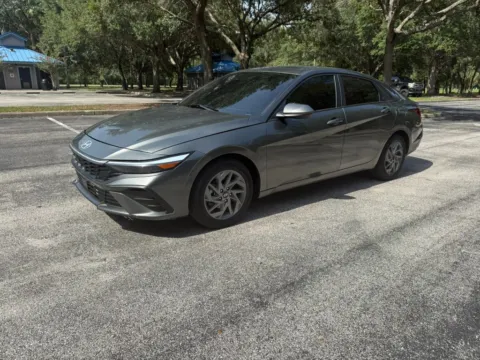 Photos of 2024 Hyundai Elantra SEL Sedan 4D for sale in Orlando, FL at Winter Park Auto Exchange