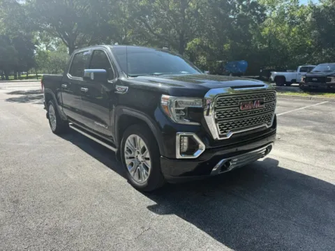 More photos of 2020 GMC Sierra 1500 Crew Cab Denali Pickup 4D 5 3/4 ft at Winter Park Auto Exchange, FL