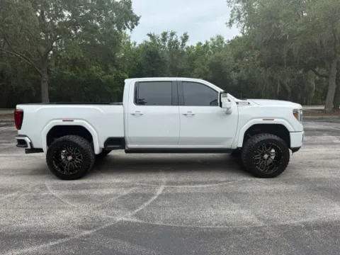 More photos of 2022 GMC Sierra 2500 HD Crew Cab Denali Pickup 4D 6 1/2 ft at Winter Park Auto Exchange, FL