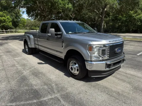 More photos of 2020 Ford F350 Super Duty Crew Cab XL Pickup 4D 8 ft at Winter Park Auto Exchange, FL