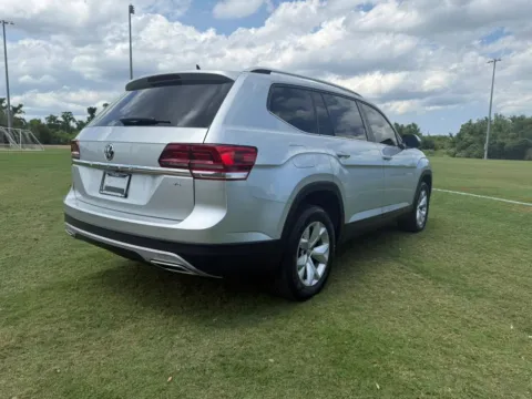 More photos of 2019 Volkswagen Atlas SE w/Tech Pkg Sport Utility 4D at Winter Park Auto Exchange, FL