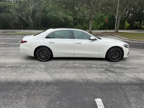 More photos of 2022 Mercedes-Benz S-Class S 500 4MATIC Sedan 4D at Winter Park Auto Exchange, FL
