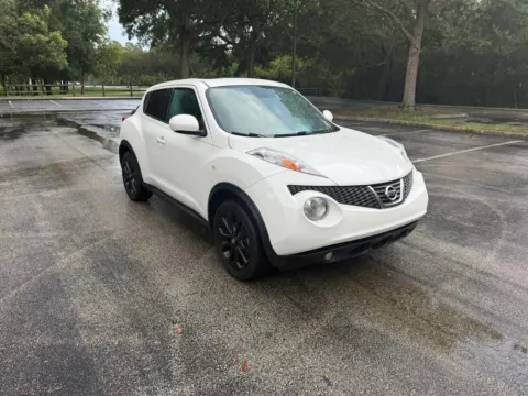 More photos of 2013 Nissan JUKE SL Sport Utility 4D at Winter Park Auto Exchange, FL