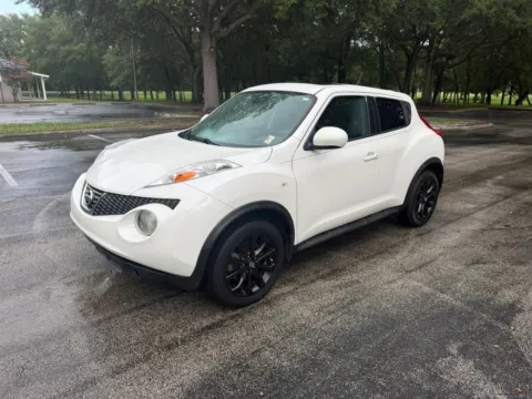 Another view of 2013 Nissan JUKE SL Sport Utility 4D for sale in Orlando, FL at Winter Park Auto Exchange