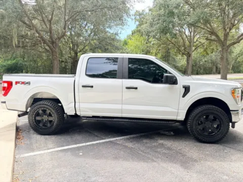 More photos of 2021 Ford F-150 SuperCrew Cab XL Pickup 4D 5 1/2 ft at Winter Park Auto Exchange, FL