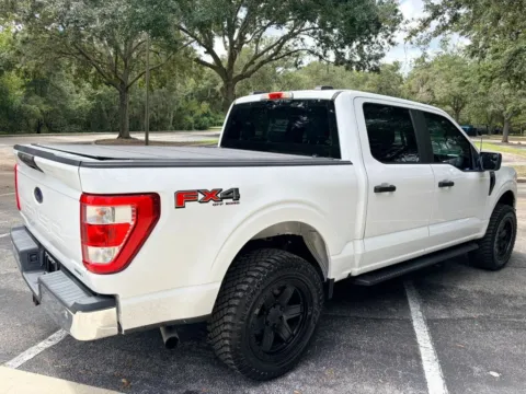 More photos of 2021 Ford F-150 SuperCrew Cab XL Pickup 4D 5 1/2 ft at Winter Park Auto Exchange, FL